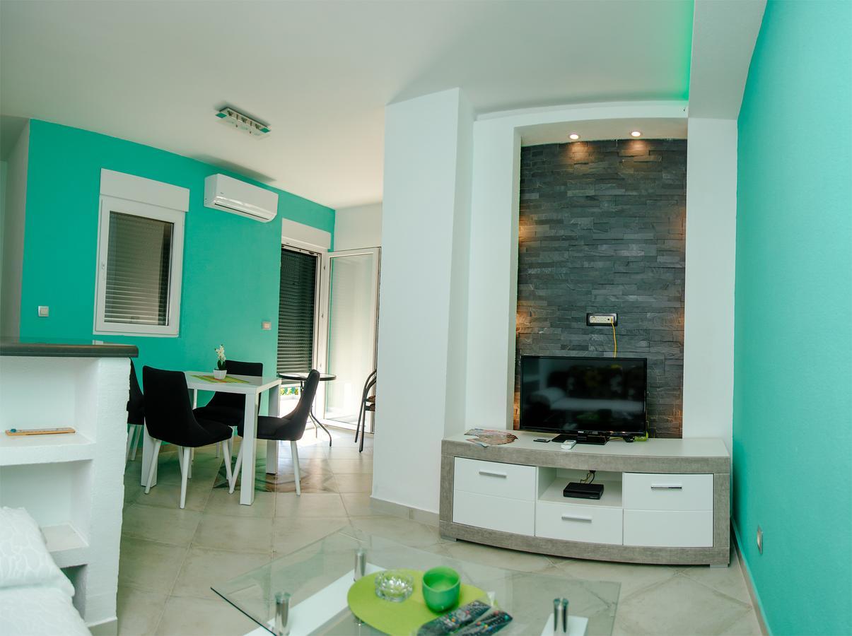 Apartmani Mozaici Risan Exterior photo
