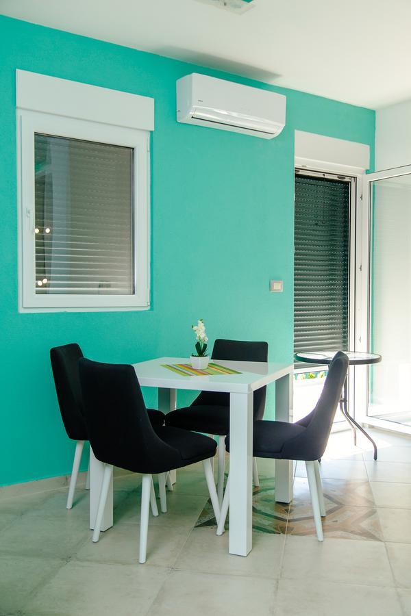 Apartmani Mozaici Risan Exterior photo