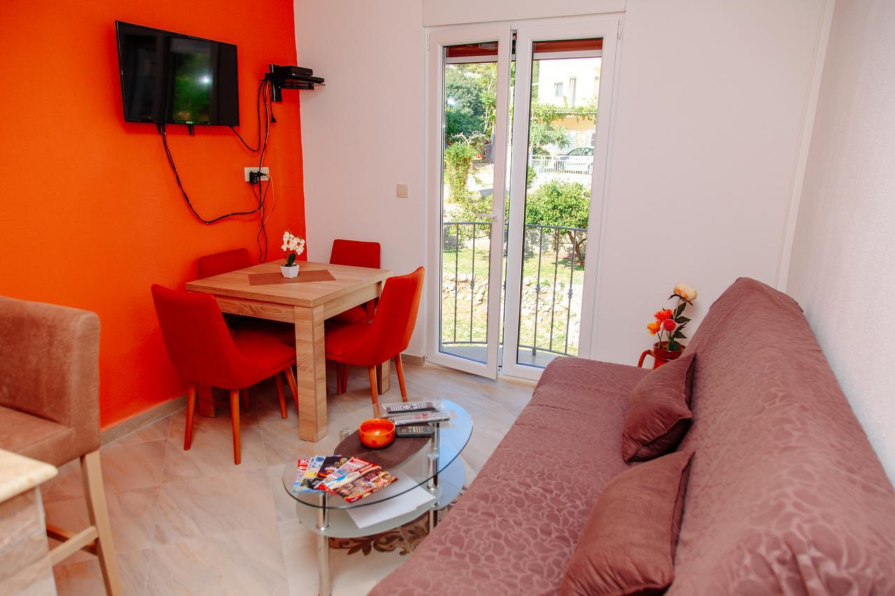 Apartmani Mozaici Risan Exterior photo