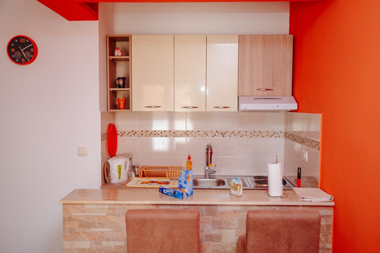 Apartmani Mozaici Risan Exterior photo