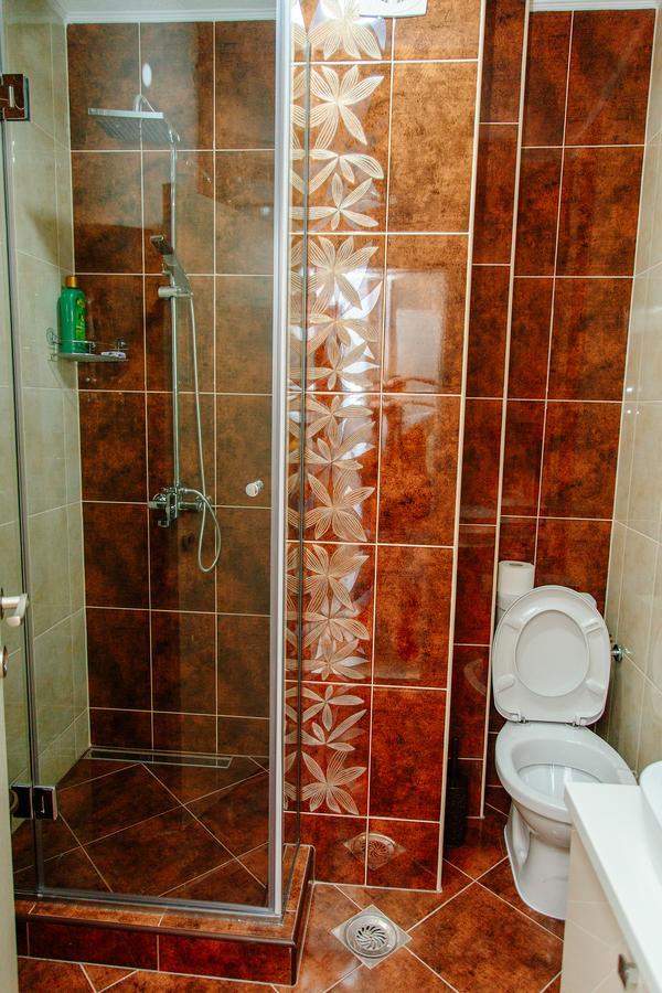 Apartmani Mozaici Risan Exterior photo