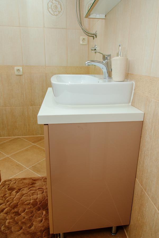 Apartmani Mozaici Risan Exterior photo